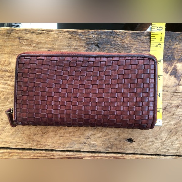 Ashwood Genuine Woven Leather Zip Closure Ladies Wallet Brown - Picture 5 of 16